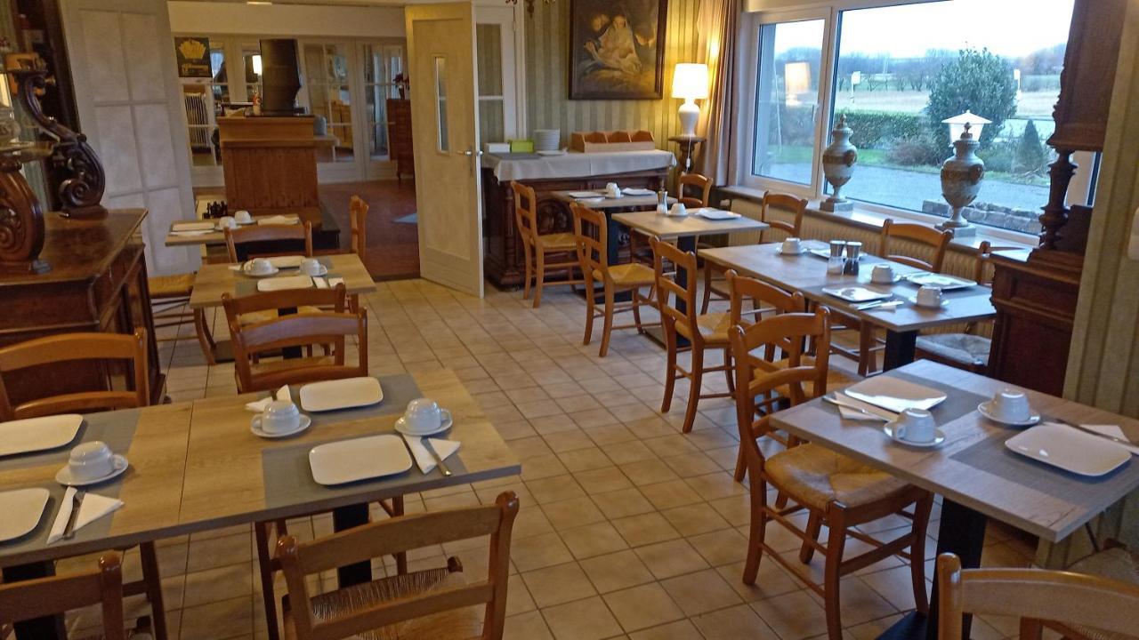 Arconaty Hotel Linter Bagian luar foto