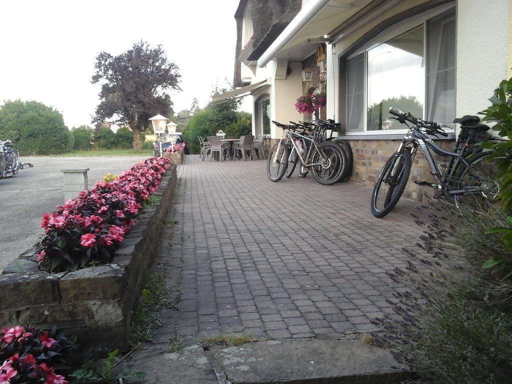 Arconaty Hotel Linter Bagian luar foto