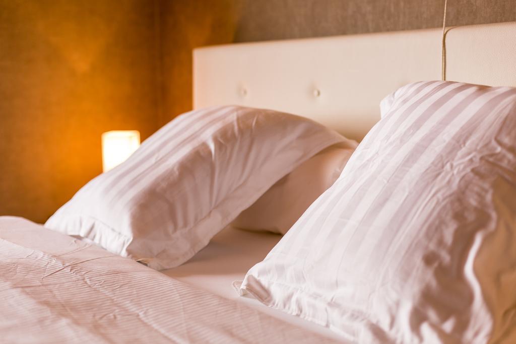 Arconaty Hotel Linter Bagian luar foto